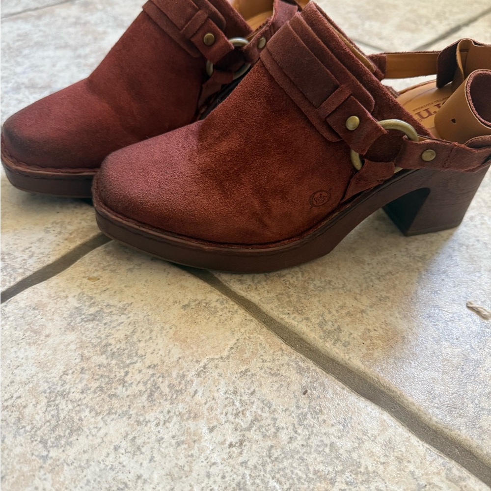 BORN - Hudson Distressed Suede Leather slingback Clogs - Picture 2 of 6